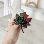 broszka liście klonu