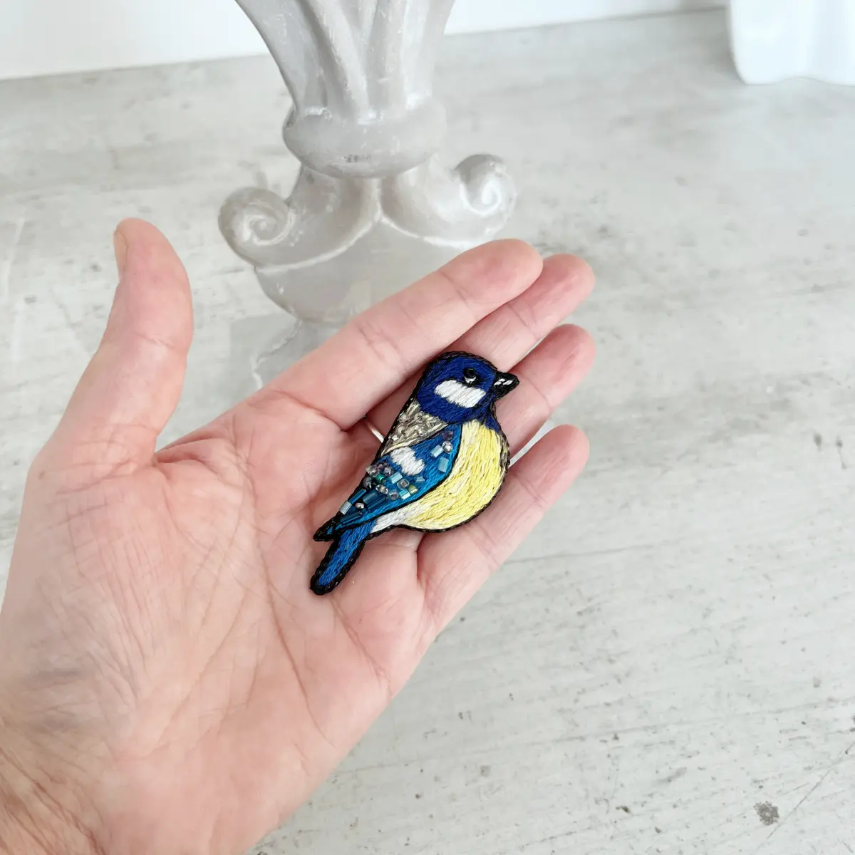 broszka sikorka ptaki haftowane