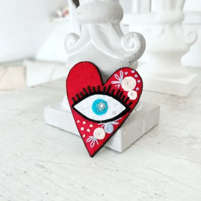 broszka serce rękodzieło