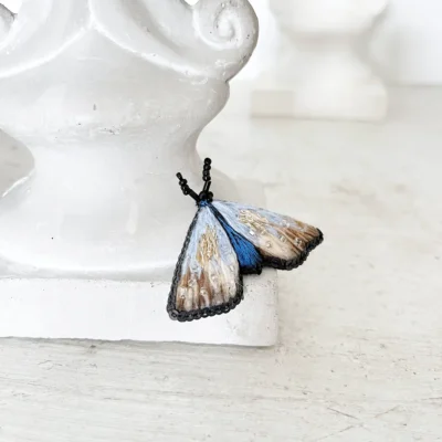 broszka ćma rękodzieło