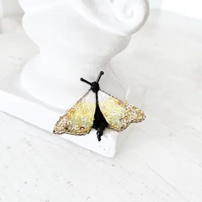 broszka ćma motyl