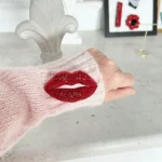 broszka usta